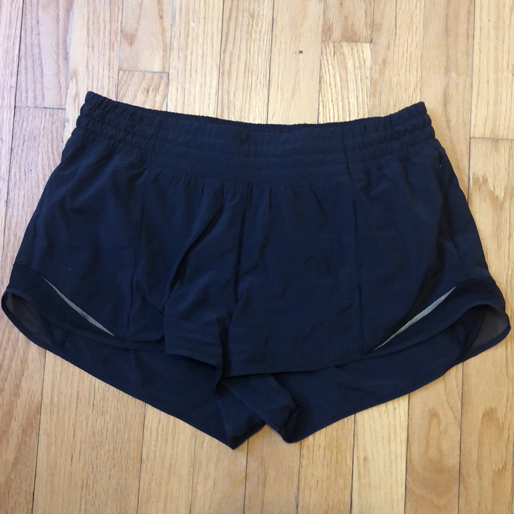 Lululemon Hotty Hotty High Rise shorts